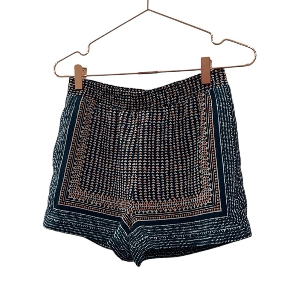 BCBG patterned shorts. Size XS